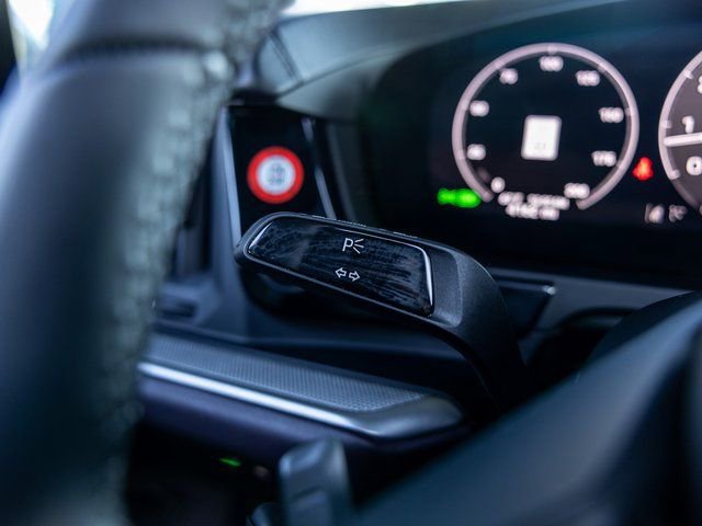 Certified 2025 Porsche Cayenne S AWD/4WD image 30