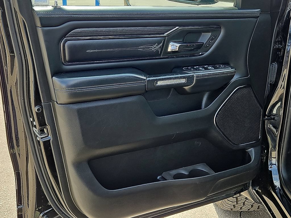 Used 2022 RAM 1500 Limited w/ Body Color Bumper Group AWD/4WD image 16
