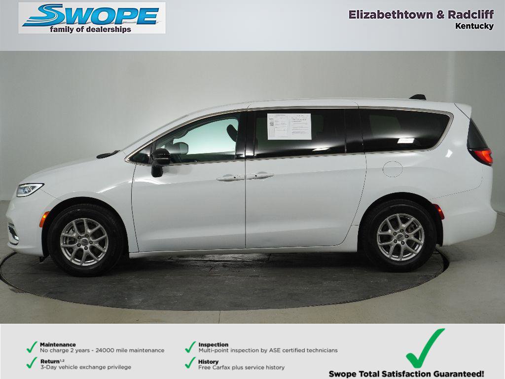 Certified 2024 Chrysler Pacifica Touring-L image 6