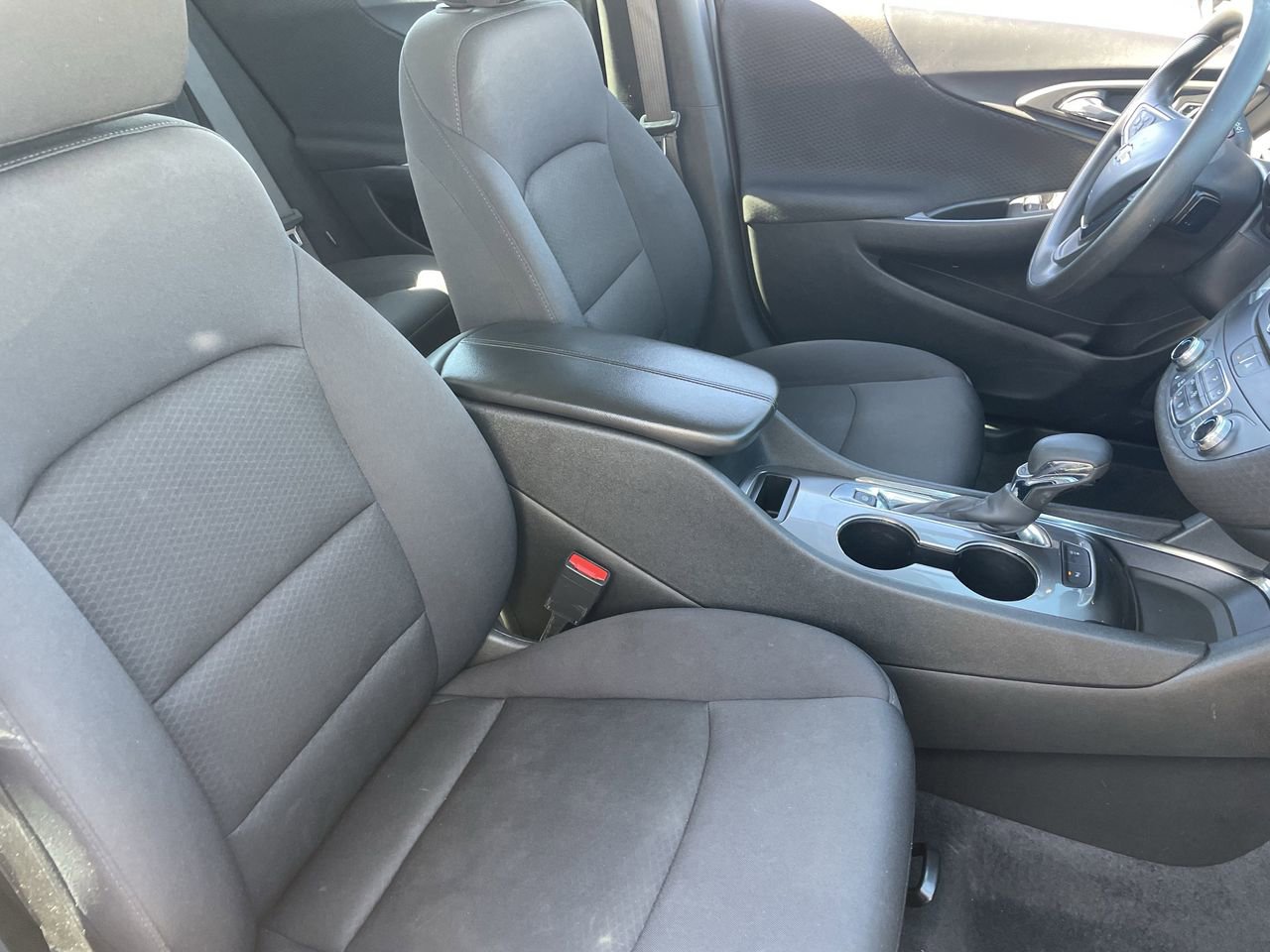 Used 2024 Chevrolet Malibu LT image 11