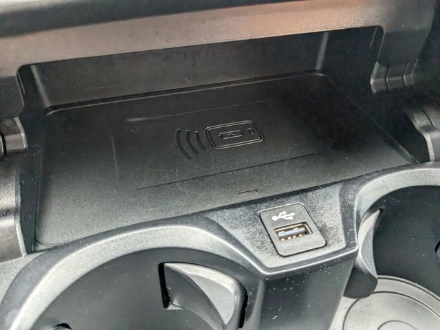 Used 2025 BMW 330i Sedan w/ M Sport Package image 26