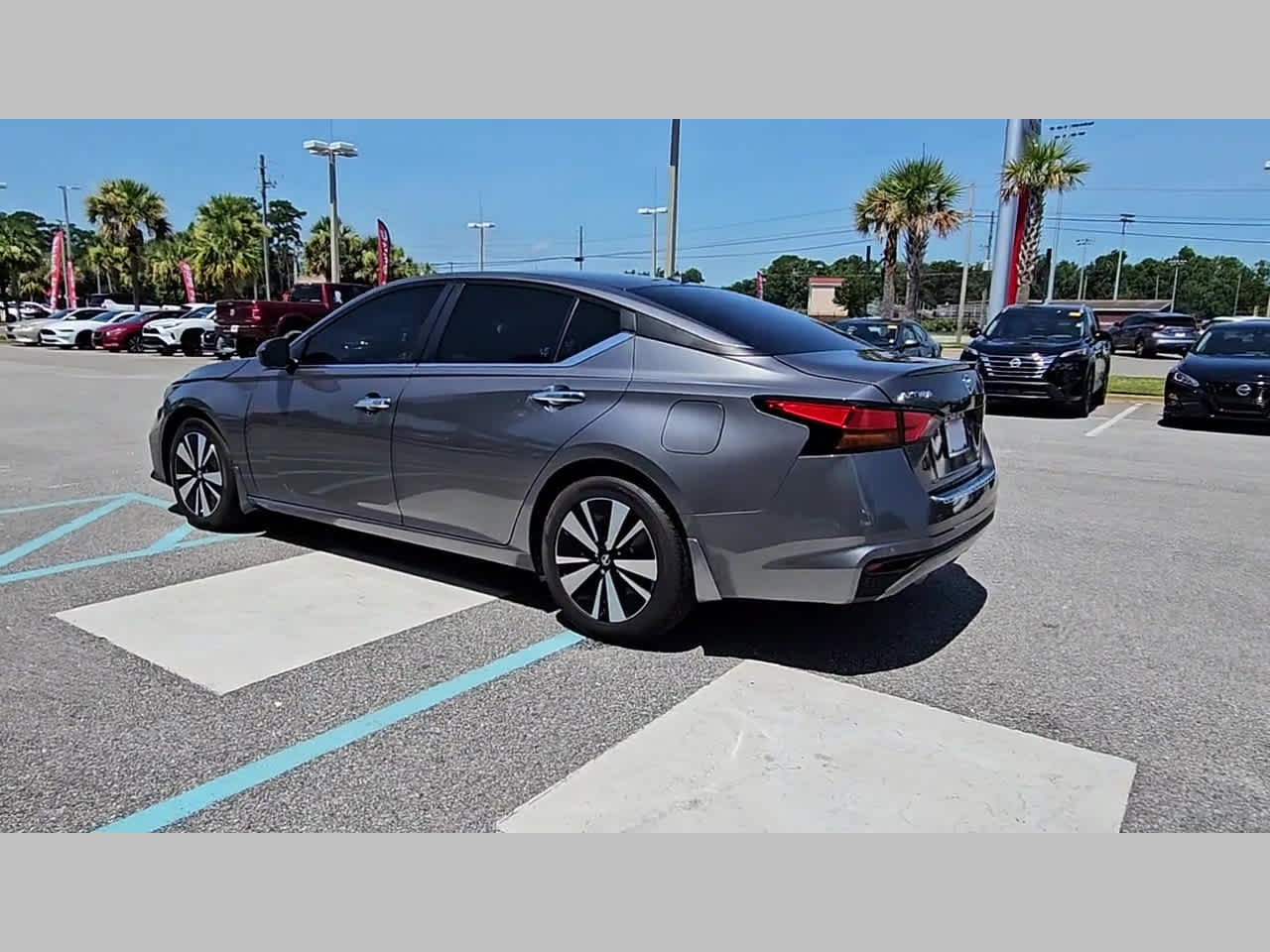 Used 2022 Nissan Altima 2.5 SV image 28