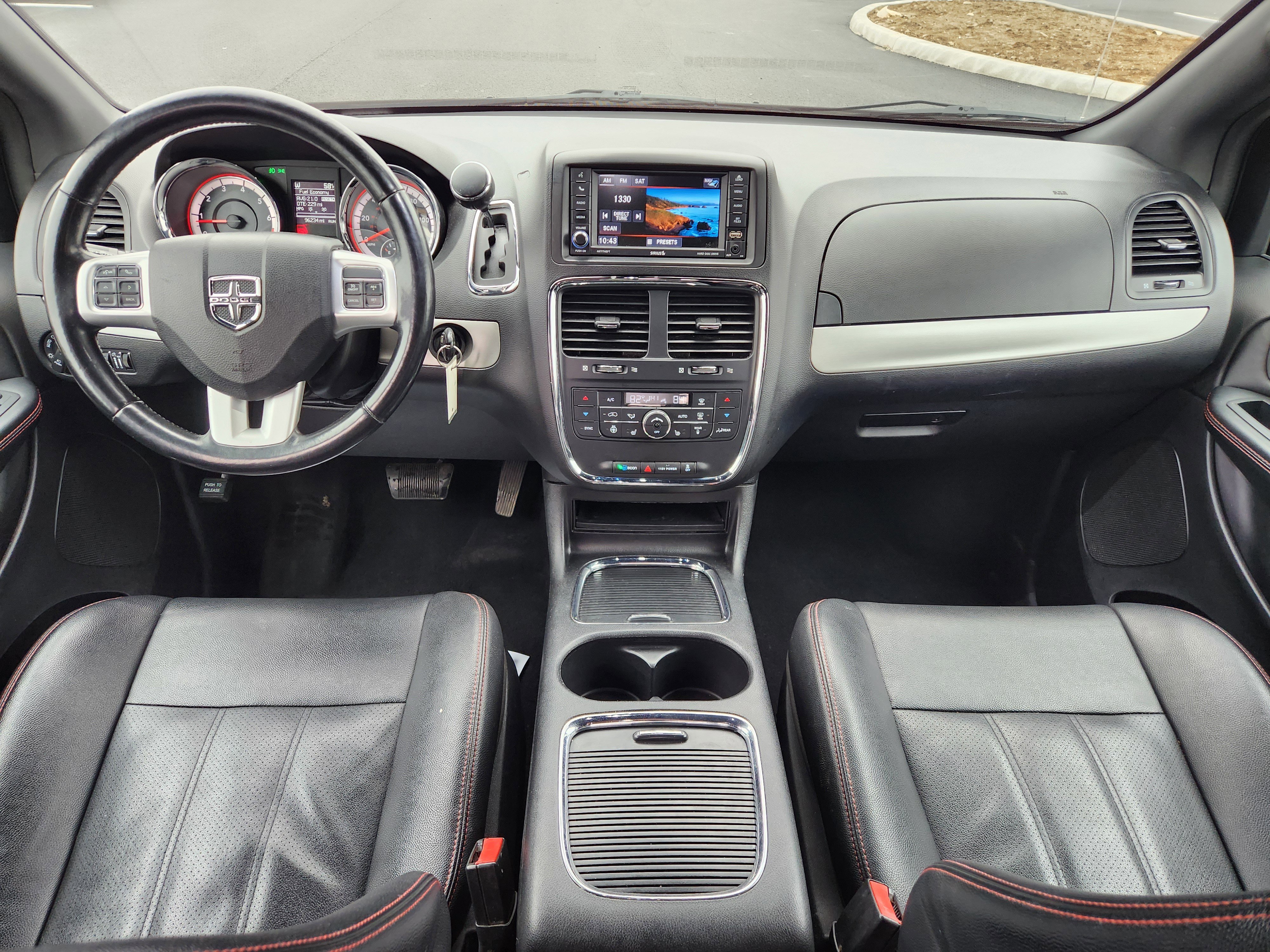Used 2020 Dodge Grand Caravan GT image 25