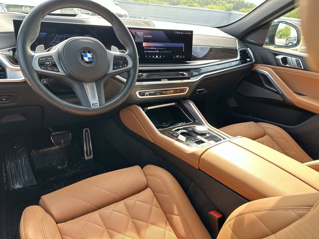 Used 2026 BMW X6 xDrive40i w/ Climate Comfort Package AWD/4WD image 10