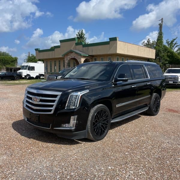 Used 2018 Cadillac Escalade ESV Luxury