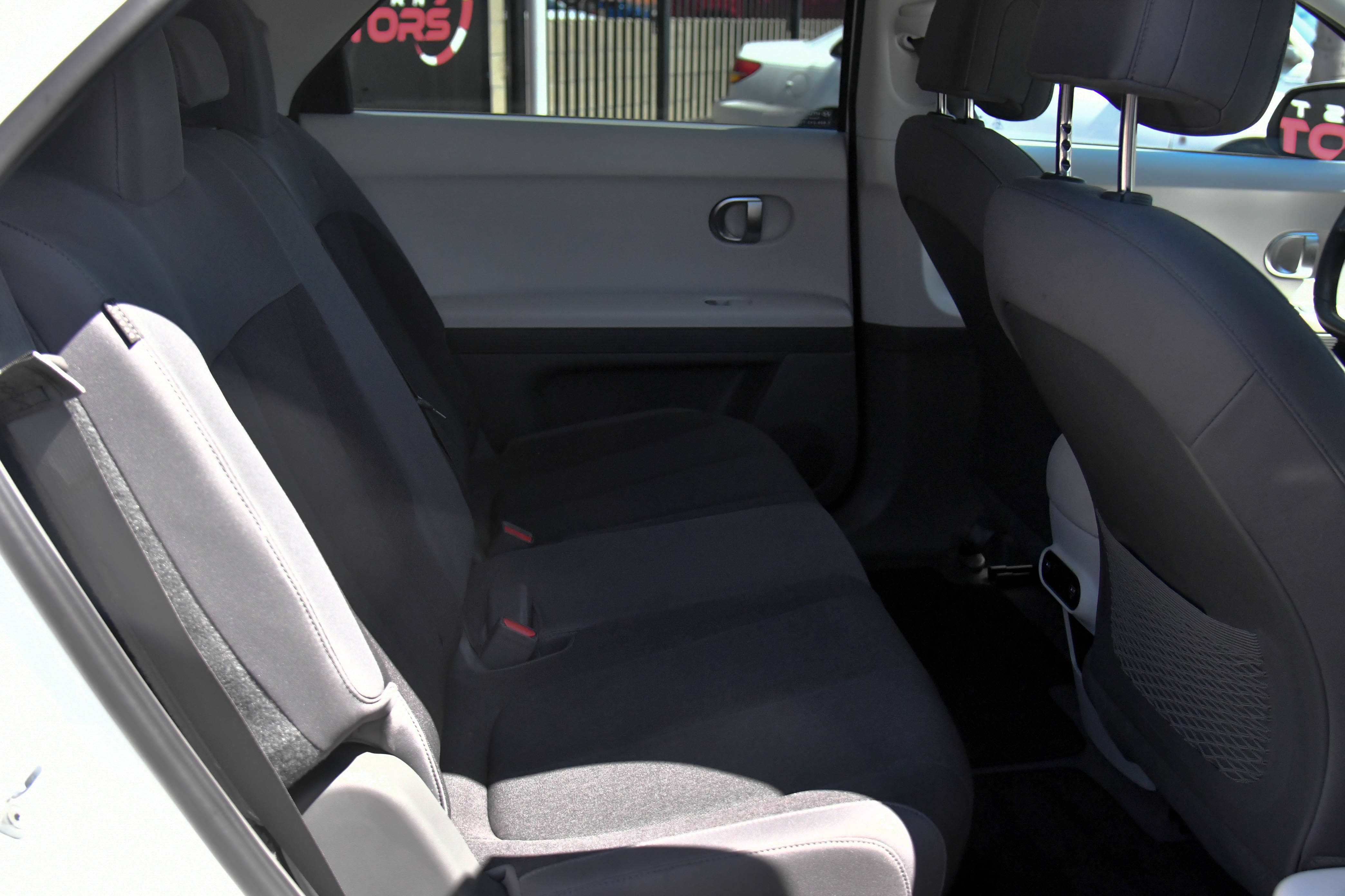Used 2024 Hyundai Ioniq 5 SE RWD image 44