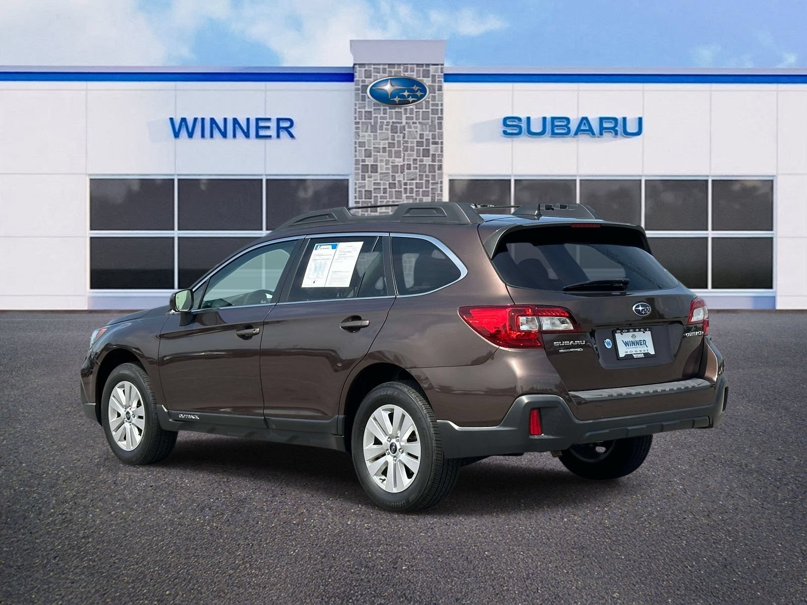 Used 2019 Subaru Outback 2.5i Premium AWD/4WD image 3