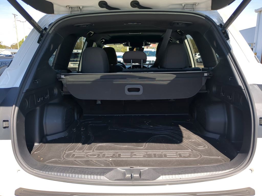 Used 2025 Subaru Forester Premium w/ Convenience Package #1 AWD/4WD image 9