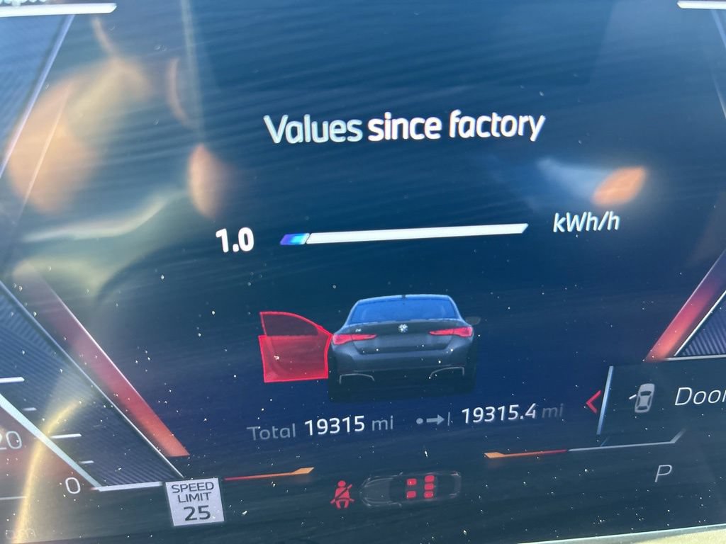 Used 2025 BMW i4 xDrive40i AWD/4WD image 47