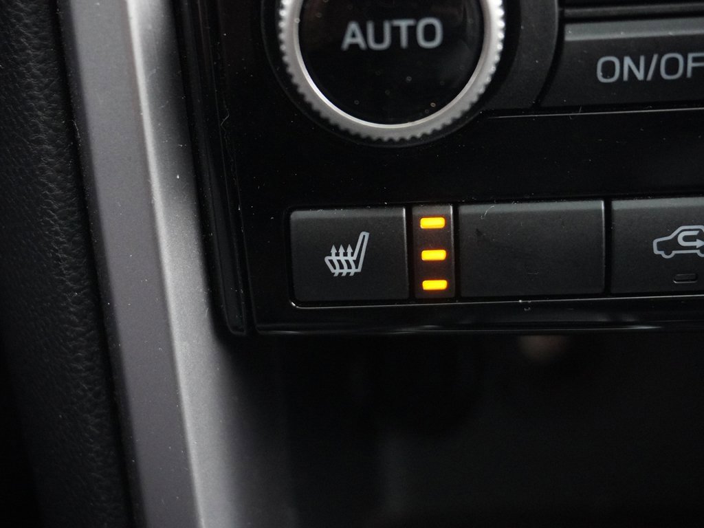 Used 2021 Subaru Ascent Limited w/ Technology Package image 63