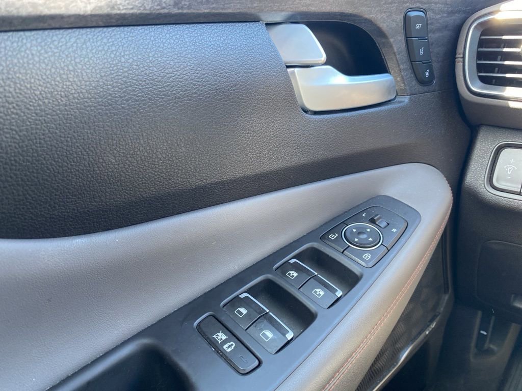 Used 2019 Hyundai Santa Fe FWD image 25