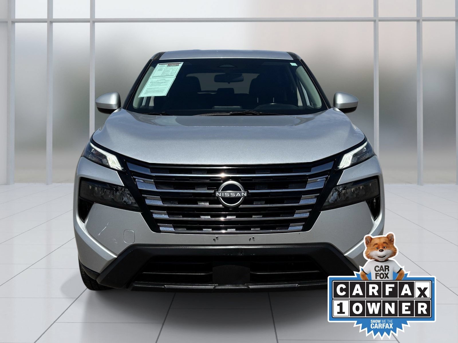 Used 2025 Nissan Rogue SV AWD/4WD image 9