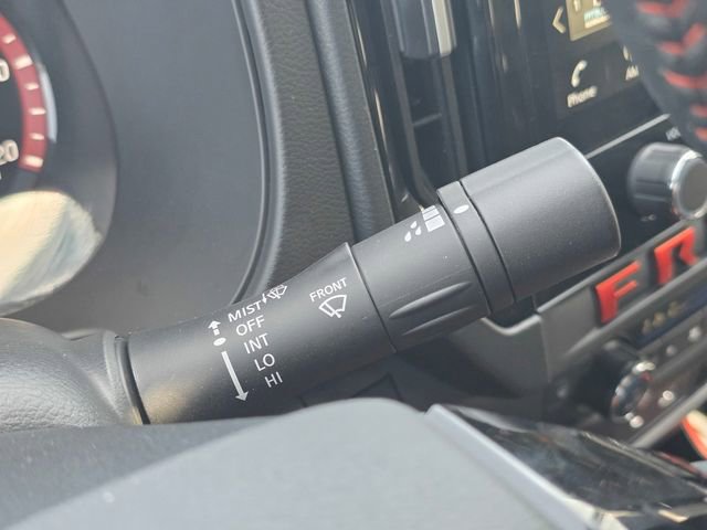 Used 2025 Nissan Frontier PRO-4X image 35