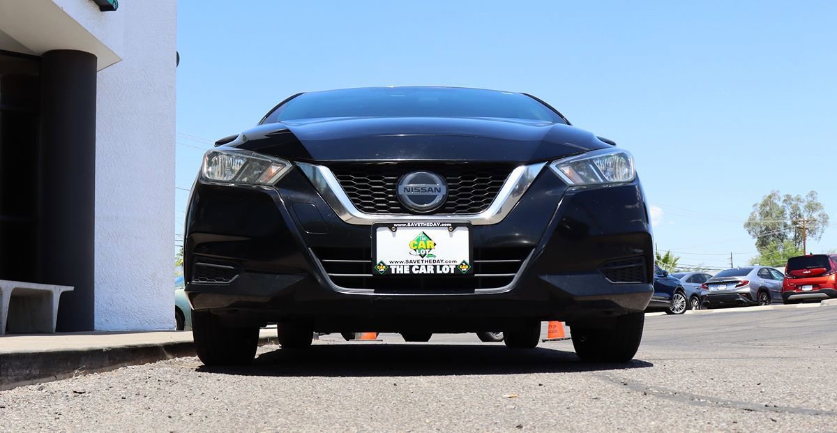 Used 2021 Nissan Versa SV FWD image 17