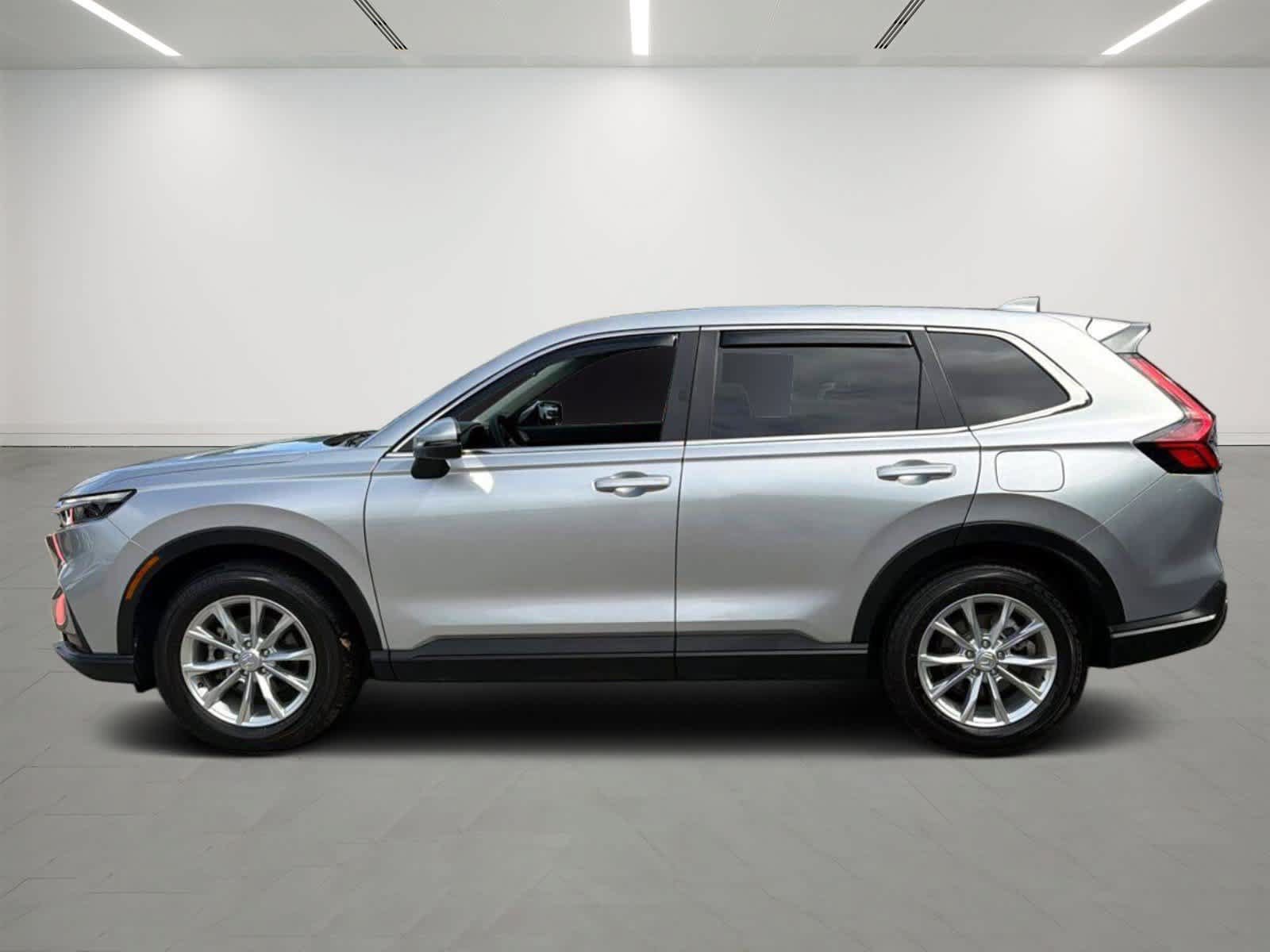 Used 2025 Honda CR-V EX image 2