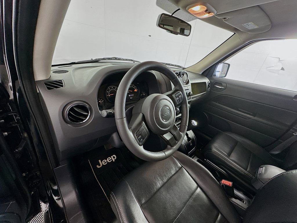 Used 2015 Jeep Patriot High Altitude image 9