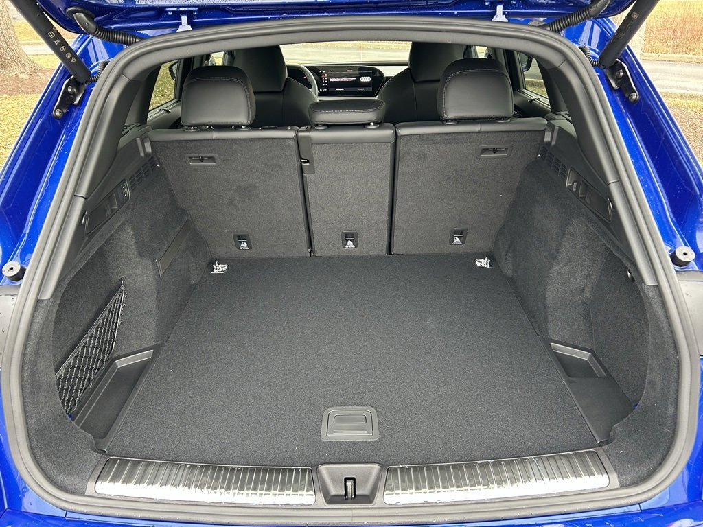 New 2025 Audi SQ5 Premium Plus image 27