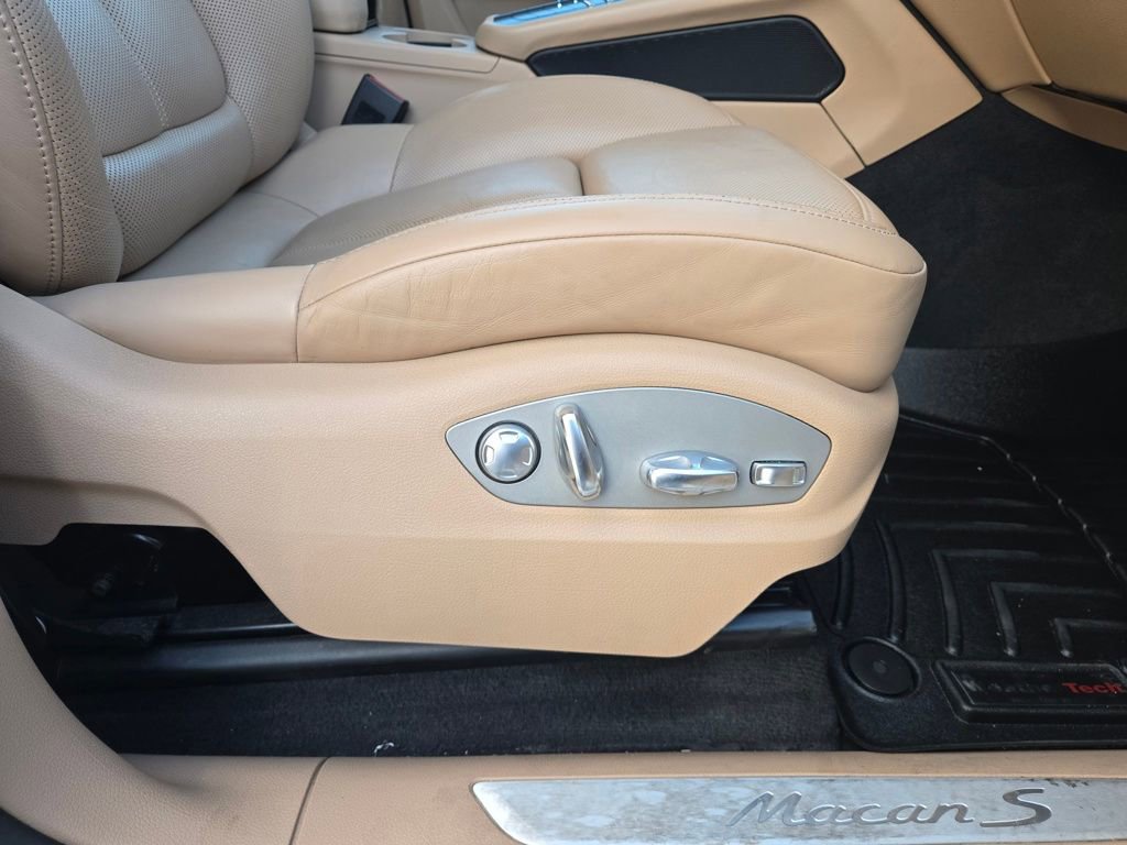 Used 2020 Porsche Macan S image 48