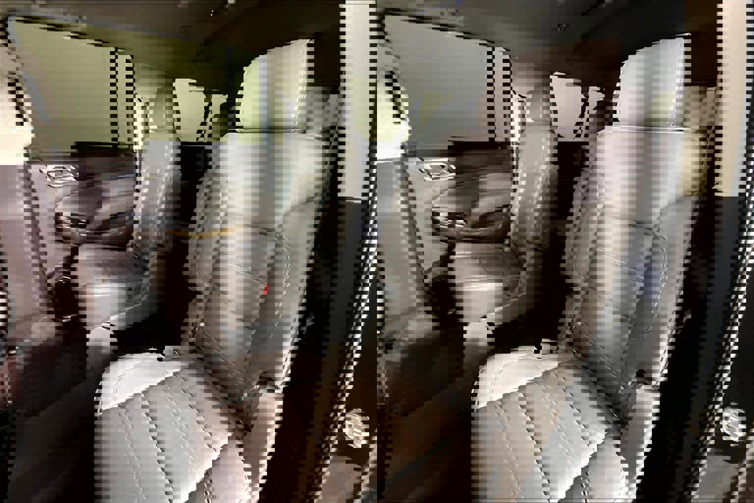 Used 2019 GMC Yukon XL Denali w/ Denali Ultimate Package AWD/4WD image 18