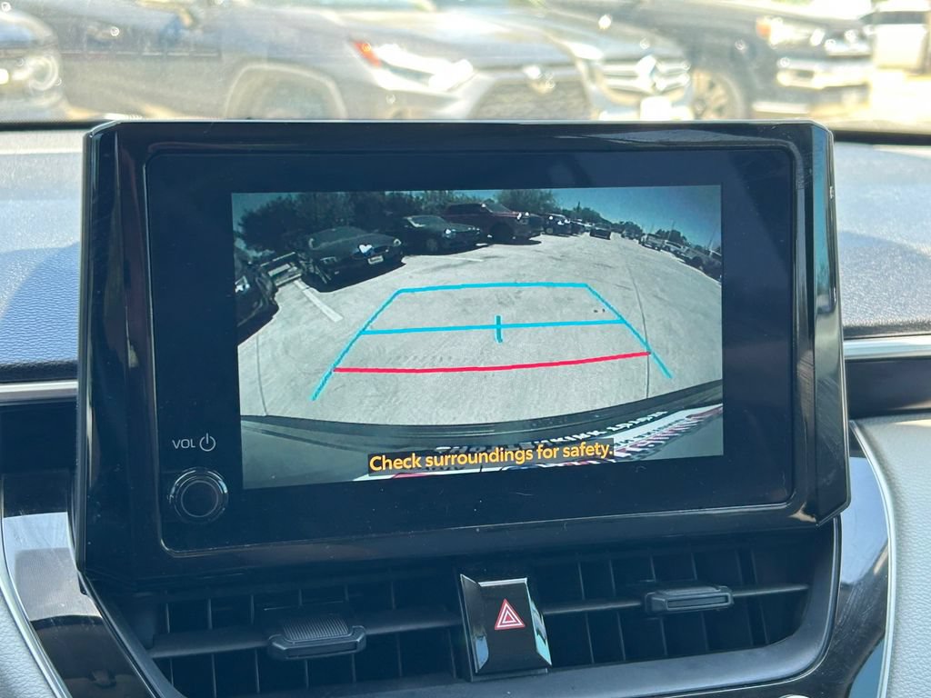 Used 2024 Toyota Corolla Cross LE FWD image 29