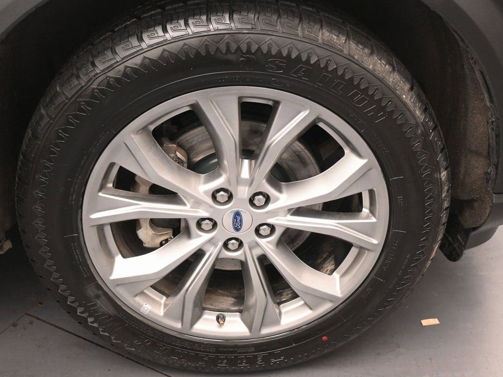 Used 2023 Ford Explorer Limited image 39