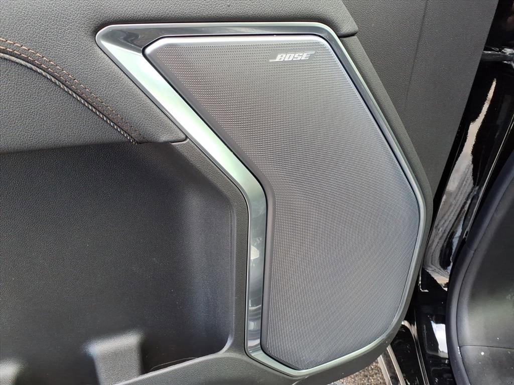 New 2026 Chevrolet Silverado 1500 High Country w/ Midnight Edition image 12