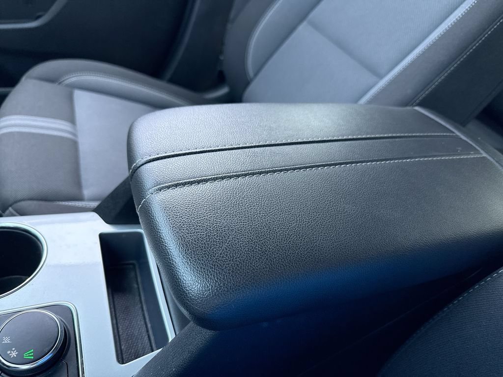 Used 2024 Chevrolet Blazer LT w/ Convenience Package FWD image 21
