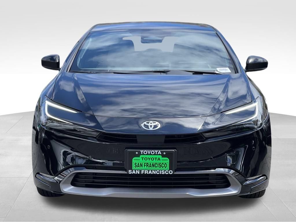 New 2026 Toyota Prius Limited FWD image 5