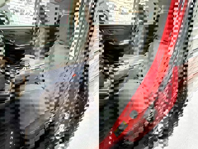 Certified 2025 Nissan Rogue S image 17