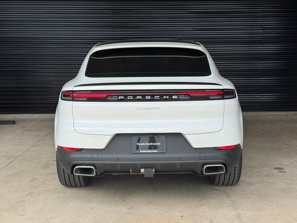 New 2026 Porsche Cayenne Coupe AWD/4WD image 6