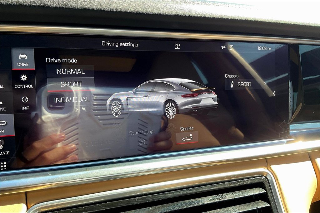 Used 2020 Porsche Panamera w/ Premium Package Plus RWD image 15