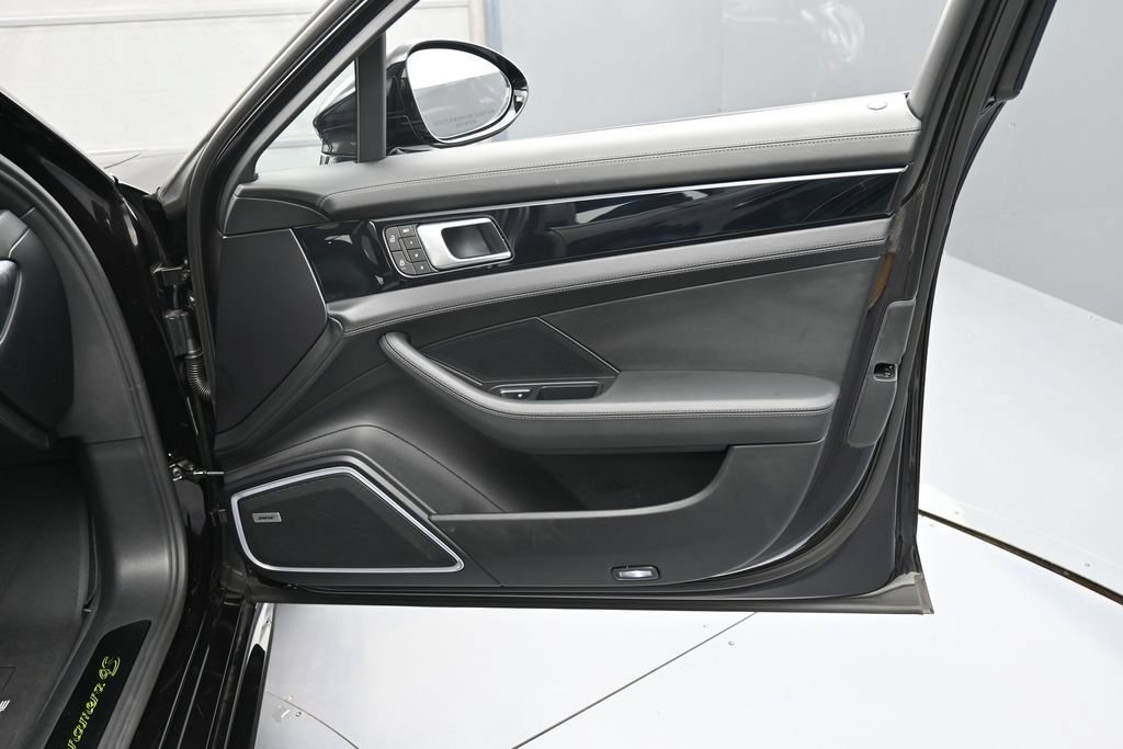 Certified 2023 Porsche Panamera 4S AWD/4WD image 30