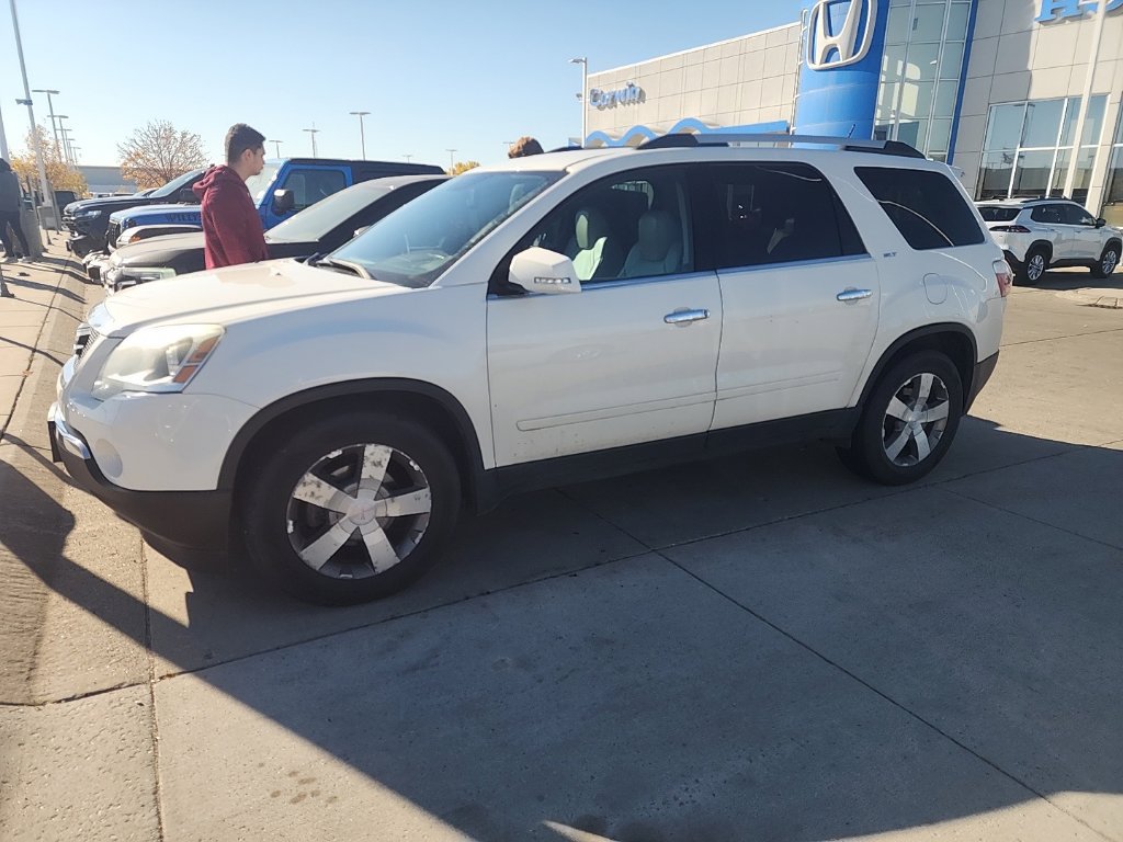 Used 2011 GMC Acadia SLT AWD/4WD image 5