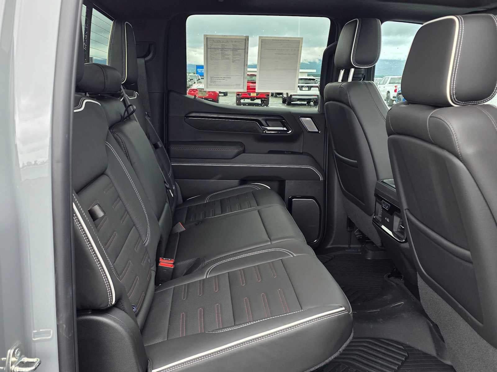 Certified 2024 GMC Sierra 1500 AT4X w/ AT4X AEV Edition AWD/4WD image 12