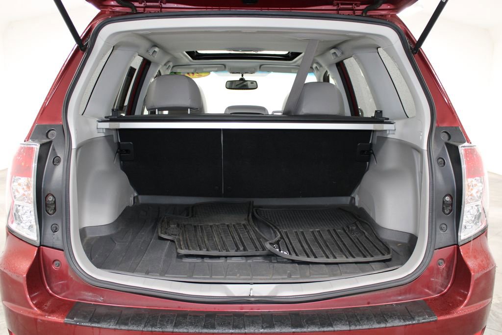 Used 2013 Subaru Forester 2.5X Premium w/ All-Weather Plus Pkg image 13