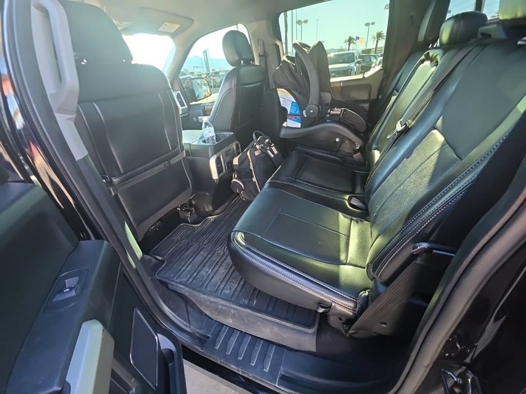 Used 2019 Ford F150 Lariat w/ Max Trailer Tow Package RWD image 2