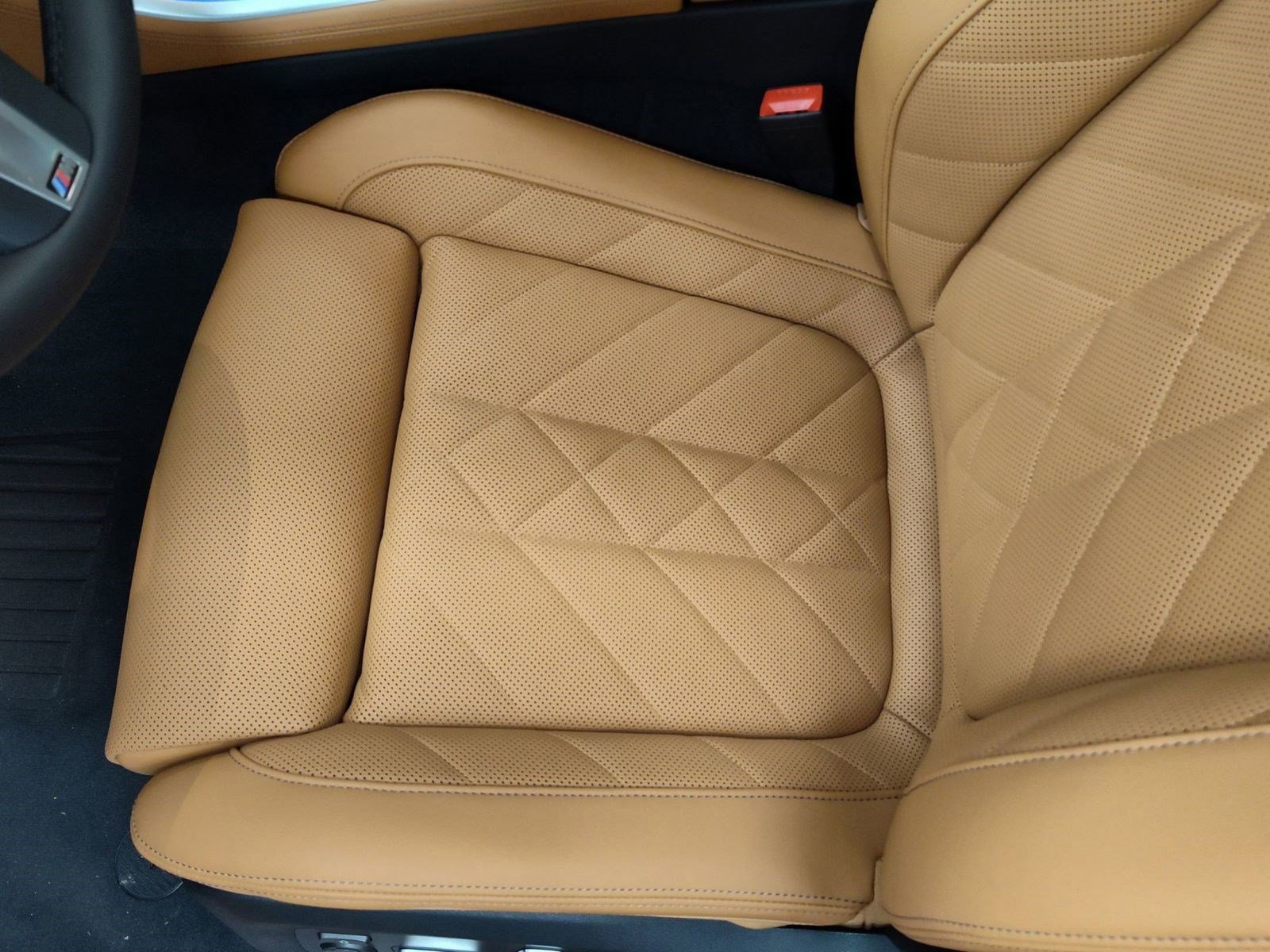 Used 2026 BMW X5 xDrive50e w/ M Sport Package image 13