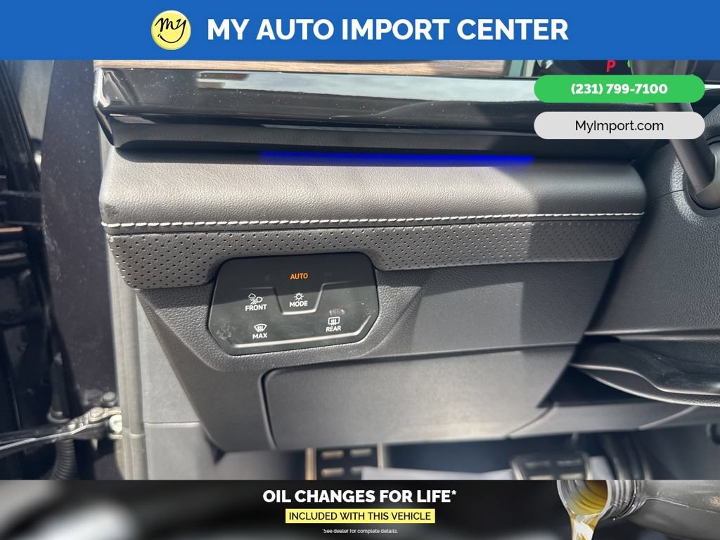 Used 2025 Volkswagen Atlas SEL Premium R-Line AWD/4WD image 15