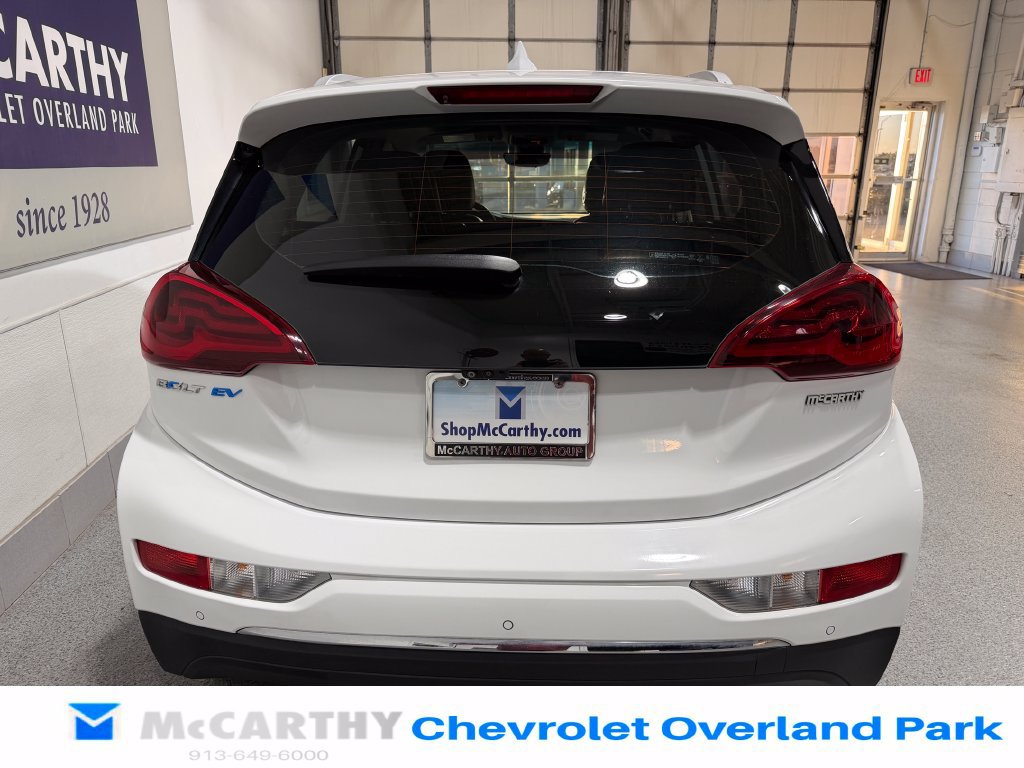 Used 2021 Chevrolet Bolt Premier w/ Infotainment Package FWD image 6