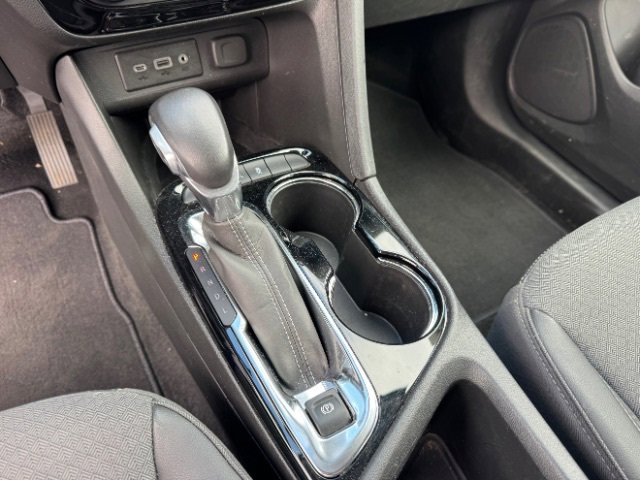 Used 2022 Buick Encore GX Preferred image 33