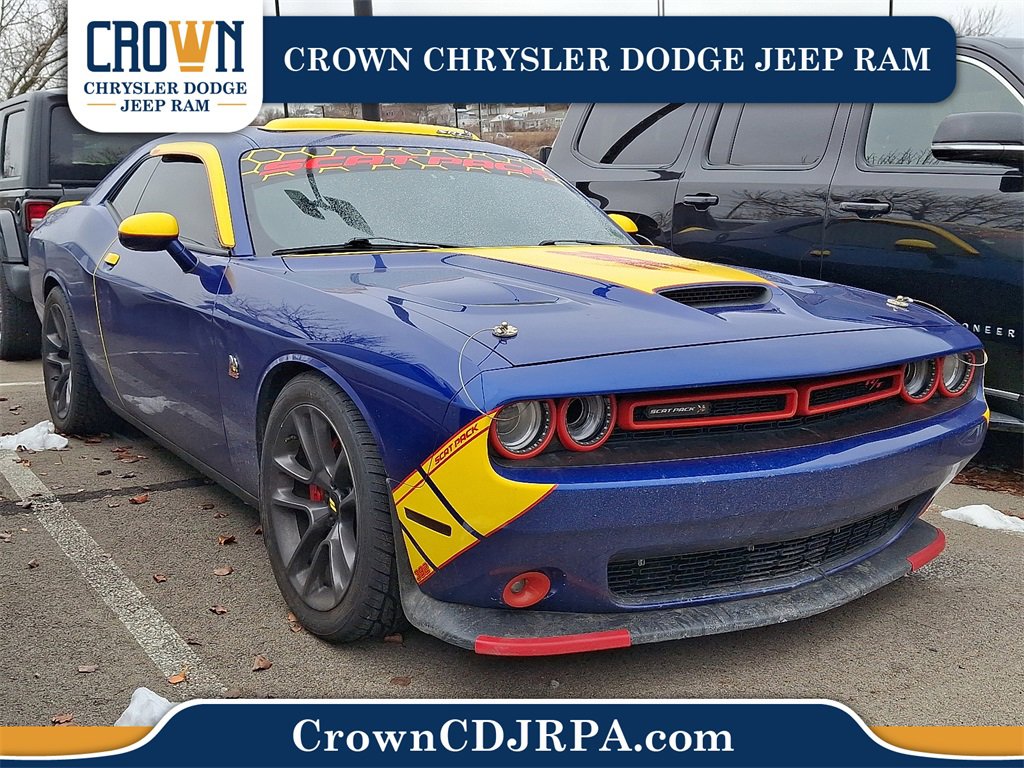 Used 2022 Dodge Challenger R/T Scat Pack image 1