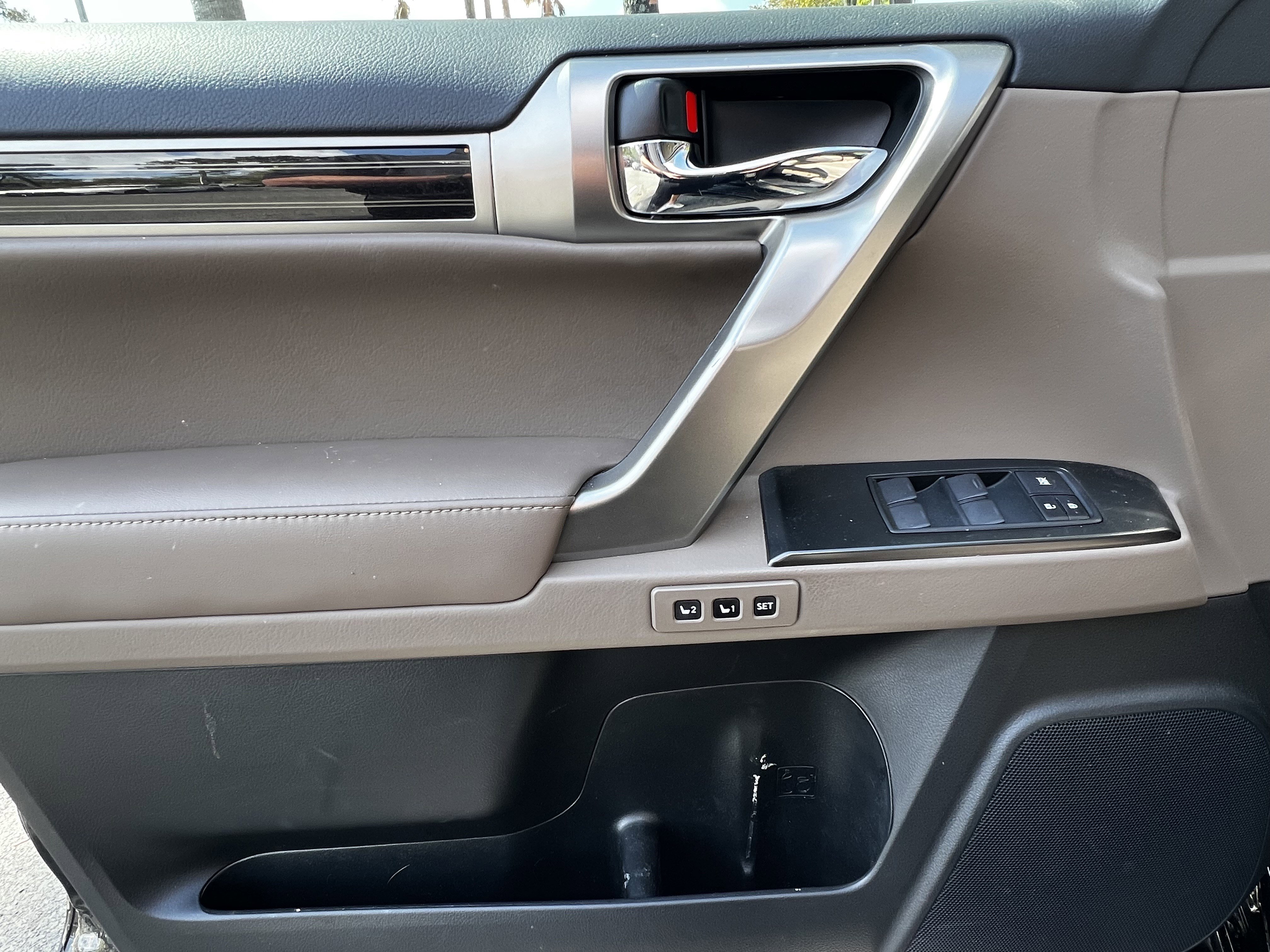 Used 2023 Lexus GX 460 Premium image 13