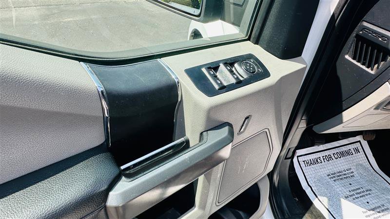 Used 2017 Ford F150 XLT image 11