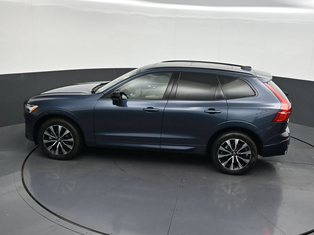 Certified 2024 Volvo XC60 B5 Core AWD/4WD image 19