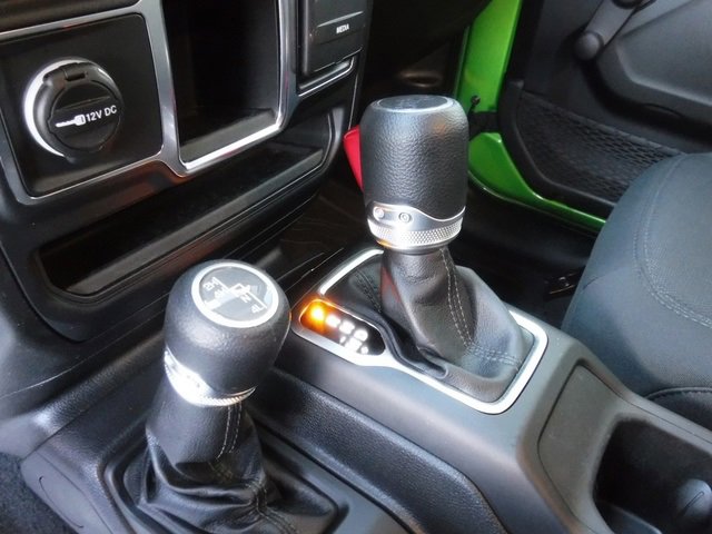 Used 2019 Jeep Wrangler Unlimited Sport image 24