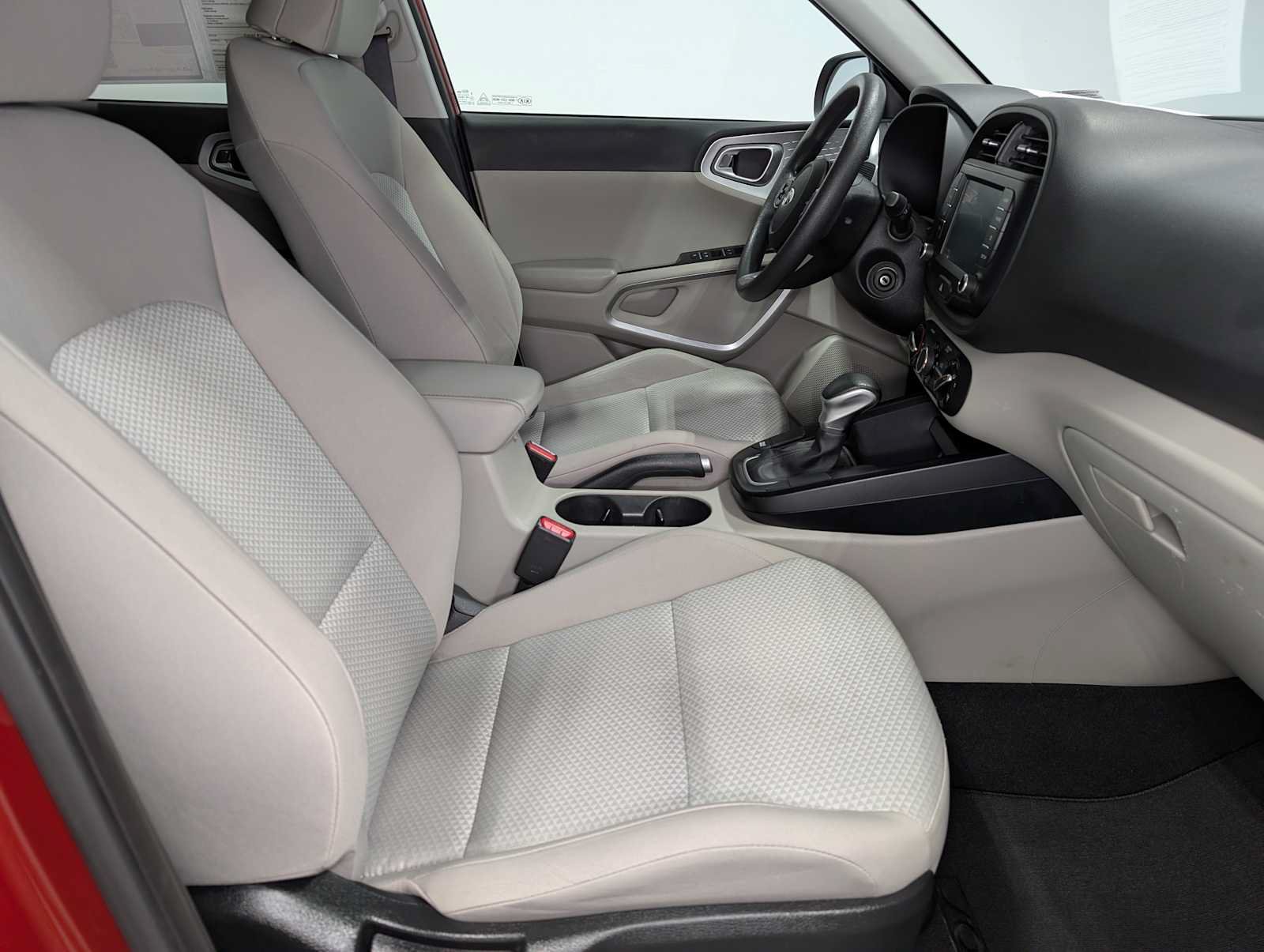 Certified 2021 Kia Soul LX FWD image 37
