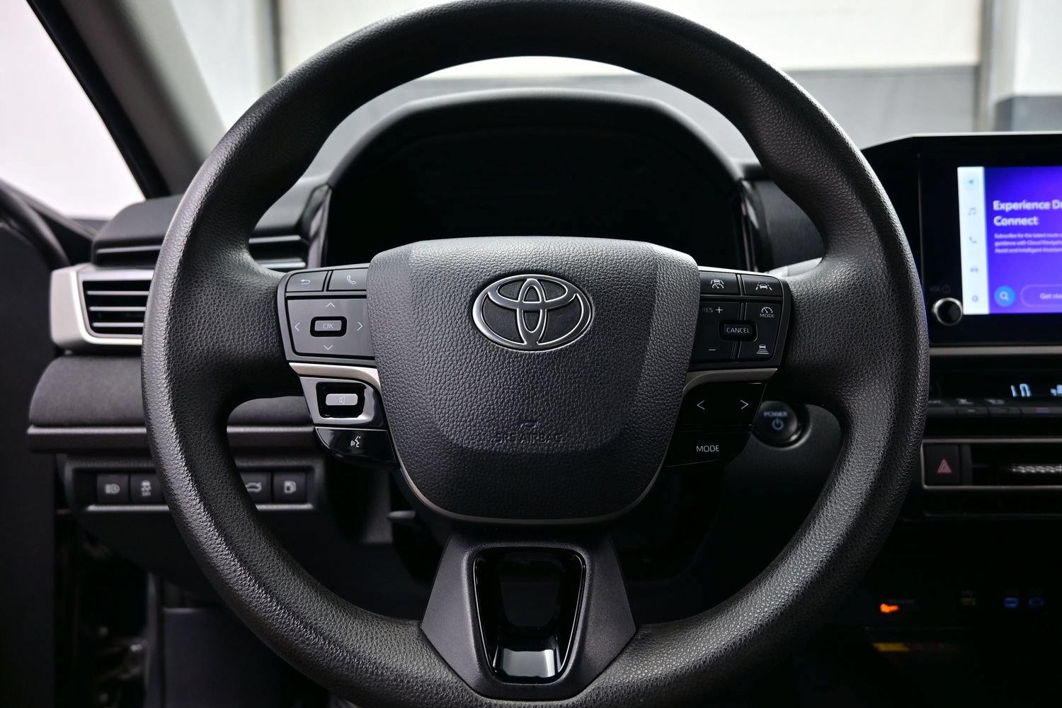 Used 2025 Toyota Camry LE FWD image 23