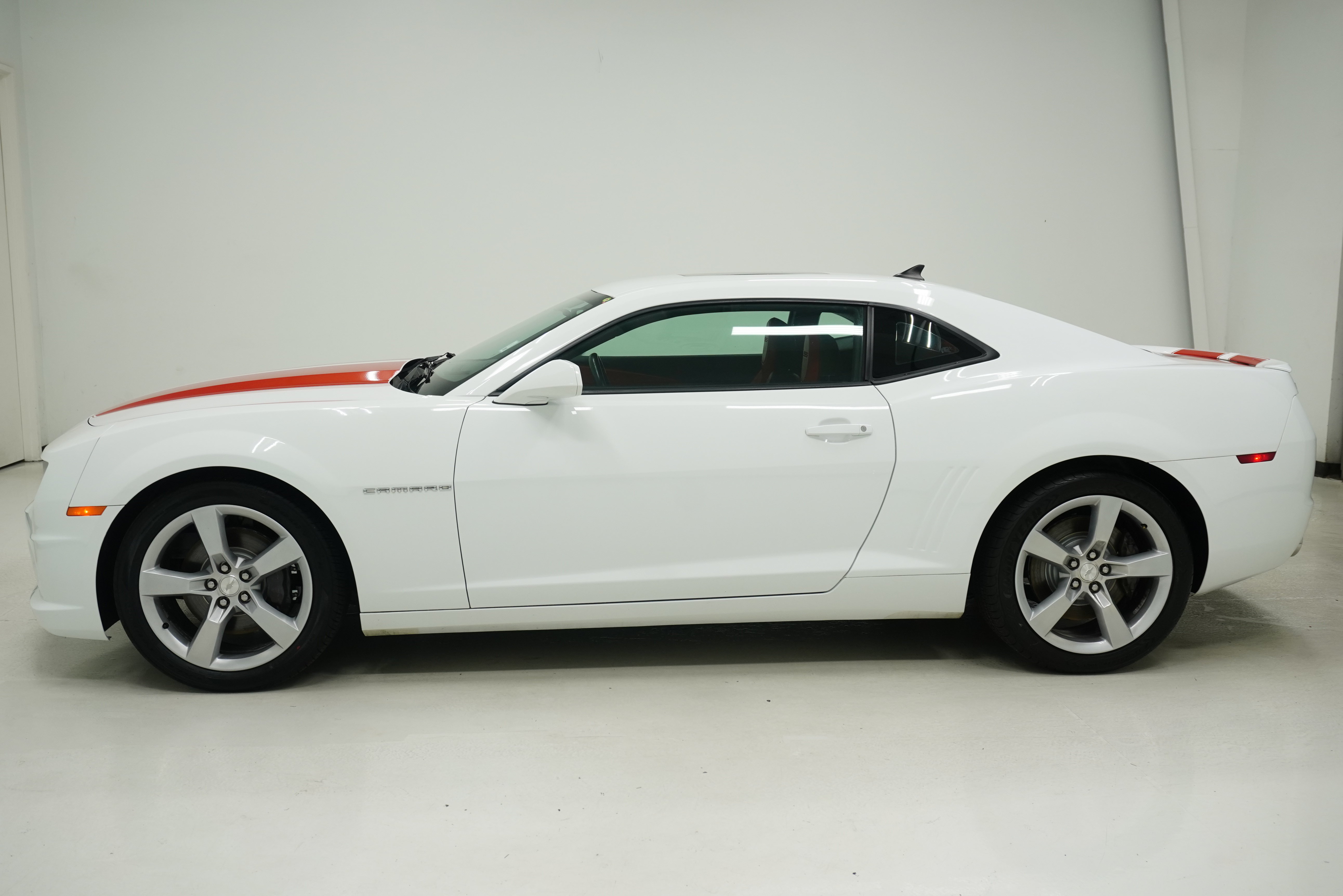 Used 2011 Chevrolet Camaro SS w/ RS Package RWD image 7
