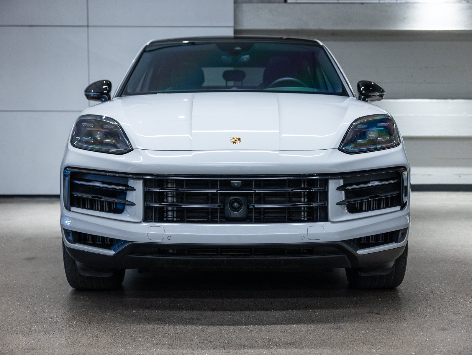 Certified 2024 Porsche Cayenne Coupe AWD/4WD image 7