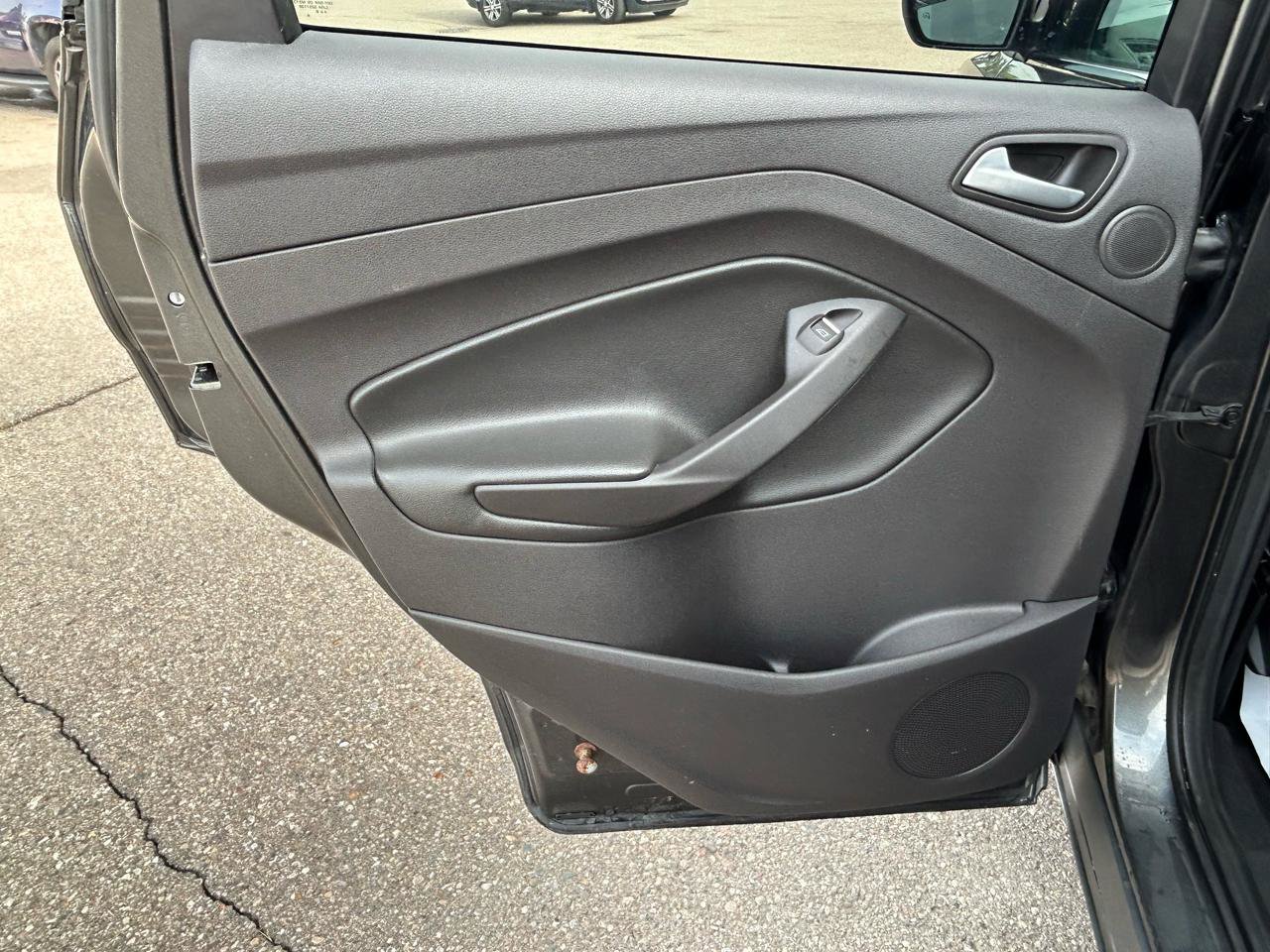 Used 2015 Ford Escape SE w/ Leather Comfort Package AWD/4WD image 13